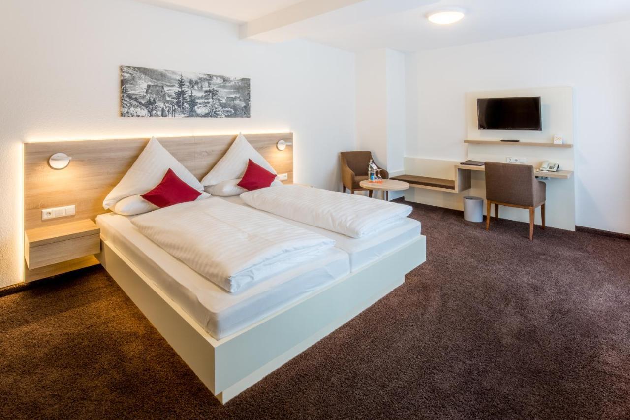 Bsw Schwarzwaldhotel Байрсброн Экстерьер фото