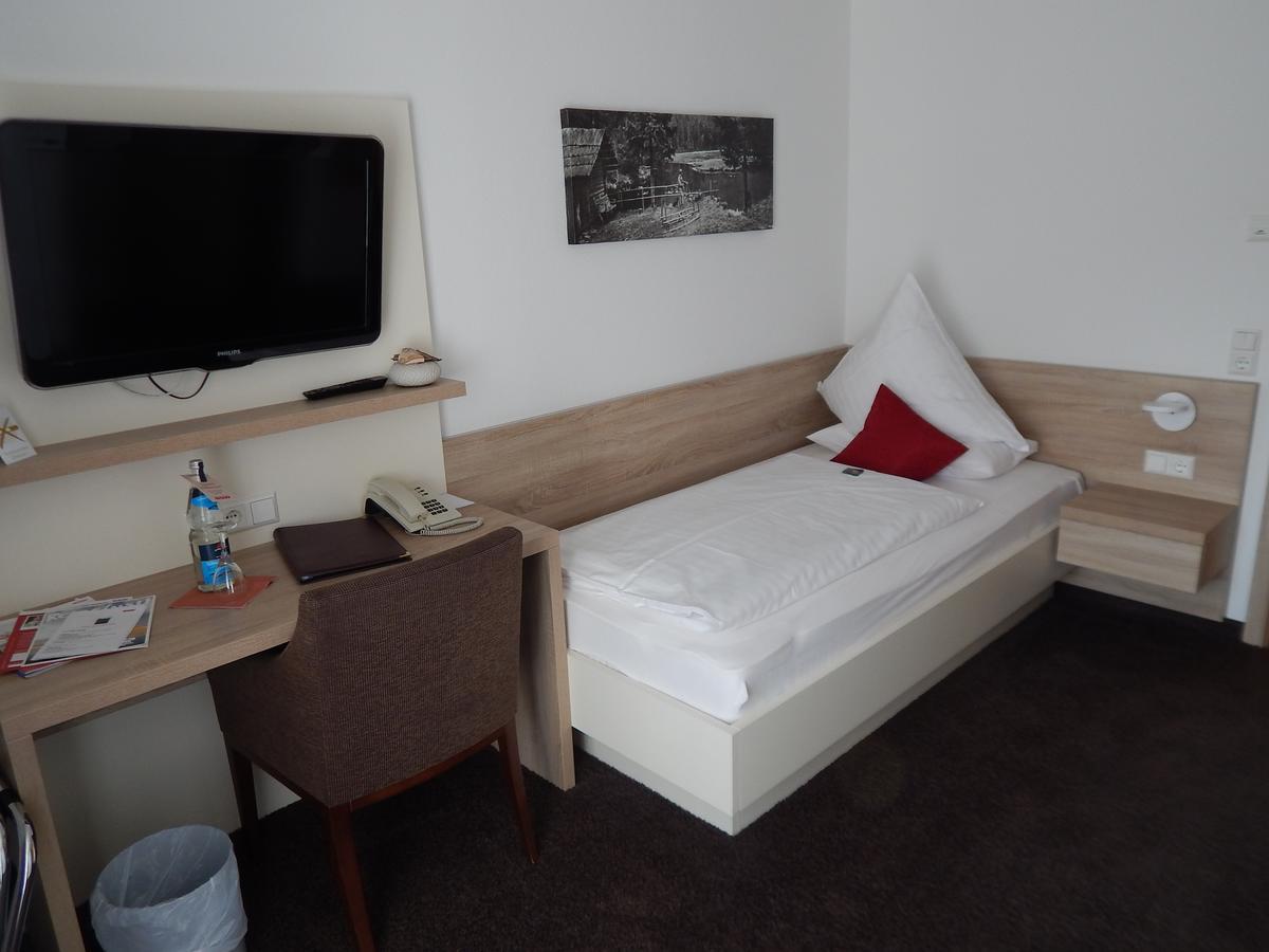 Bsw Schwarzwaldhotel Байрсброн Экстерьер фото
